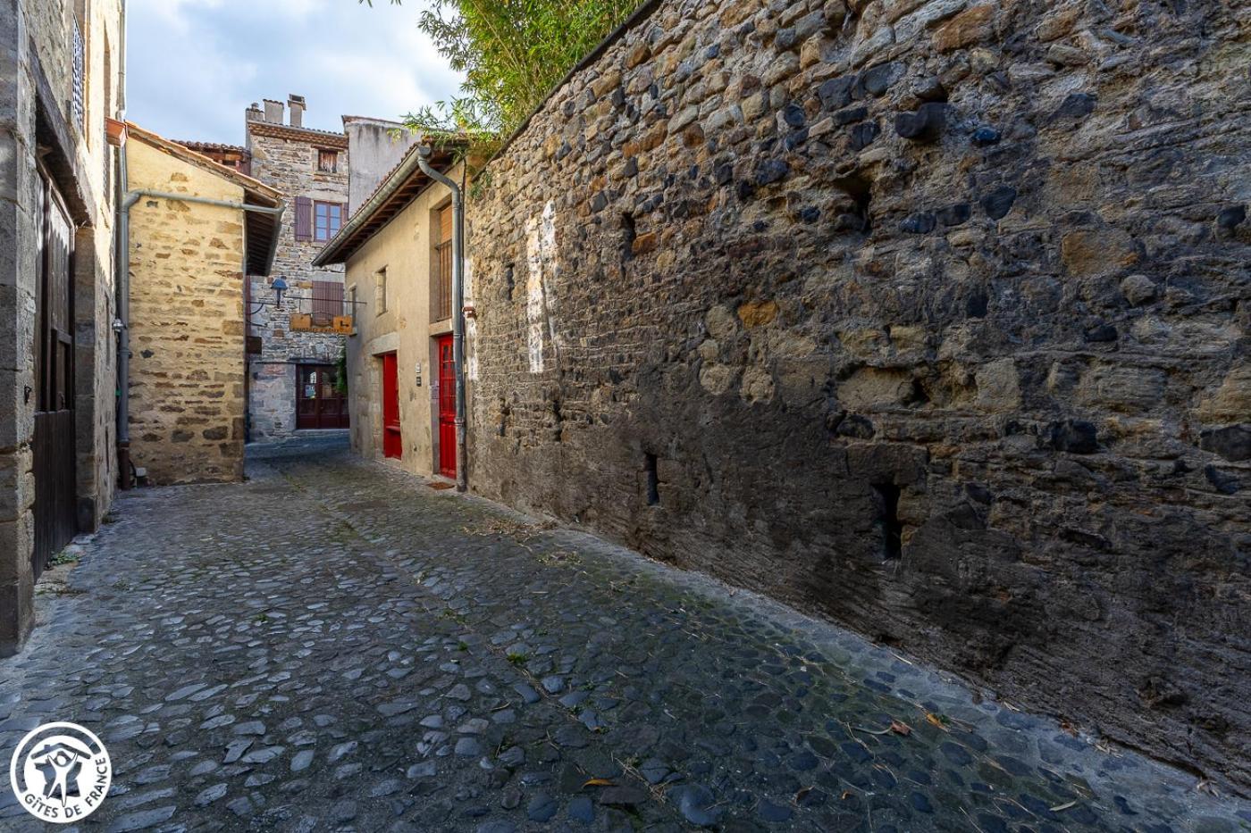 Homestay Le Logis D'hestia *