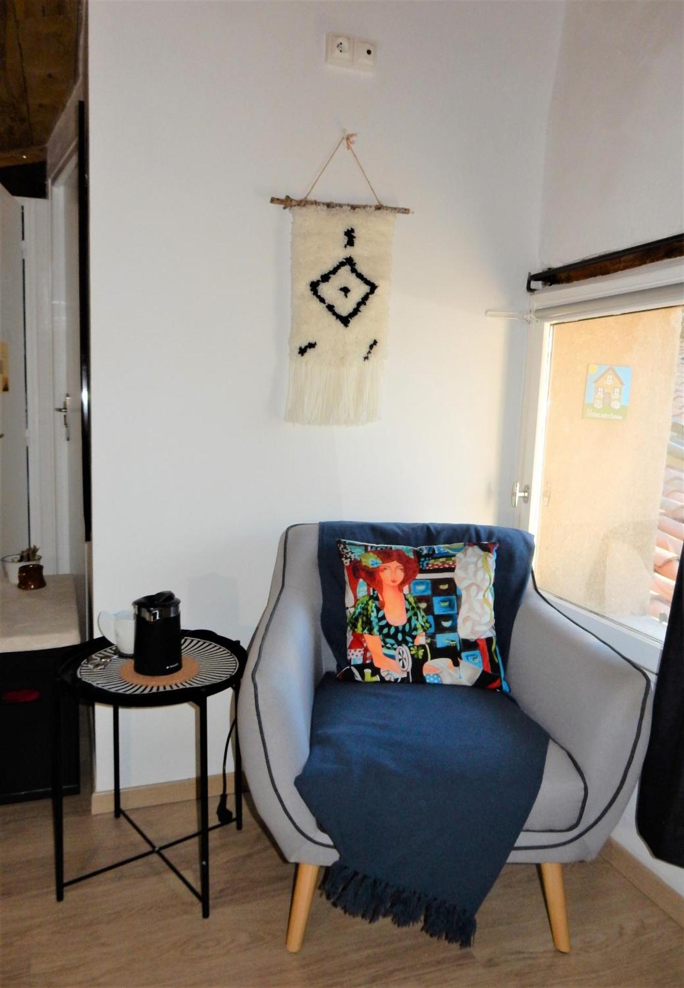 Le Logis D'hestia Homestay Billom